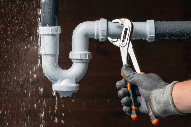 Professional Leak Detection technician working in Manchester, MA